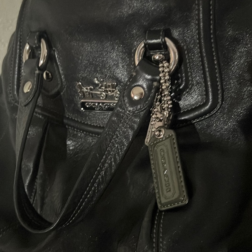 Coach Satchel - Picture 3 of 9